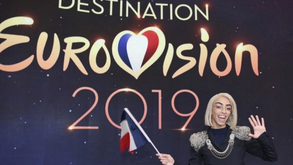 La France boycotterait l'Eurovision suite à la caricature d'un terroriste de Daesh déguisé en homosexuel